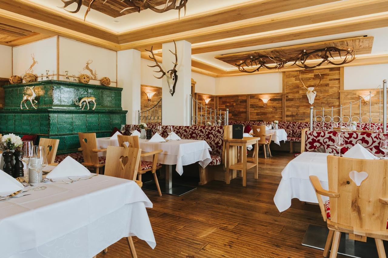 Ortner'S Resort Бад-Фюссінг Екстер'єр фото Restaurant in the Hotel Axelmannstein