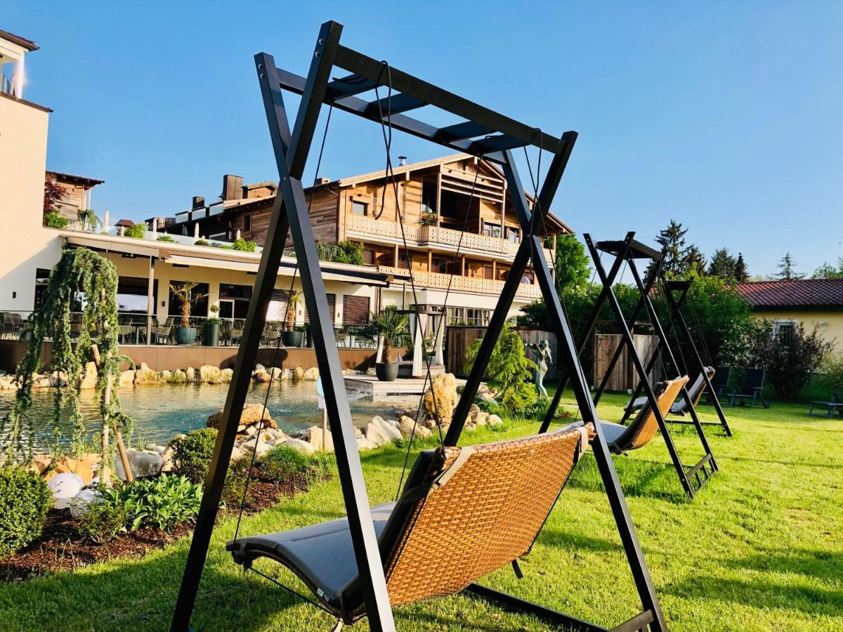Ortner'S Resort Бад-Фюссінг Екстер'єр фото A swing